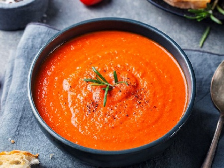 Доматена крем супа от пресни домати с естрагон - снимка на рецептата